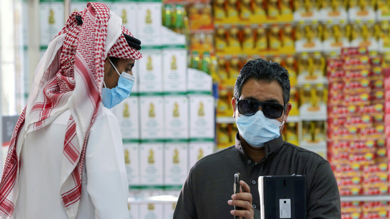 بدء سريان اشتراط التحصين المعتمد من وزارة الصحة للدخول إلى المنشآت اعتبارا من 1 أغسطس بدء سريان اشتراط التحصين المعتمد من وزارة الصحة للدخول إلى المنشآت اعتبارا من 1 أغسطس