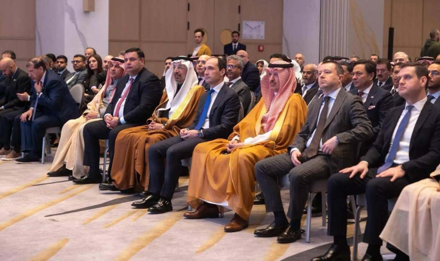 الفالح من تبليسي: المملكة تستهدف تعزيز الروابط الاقتصادية العالمية