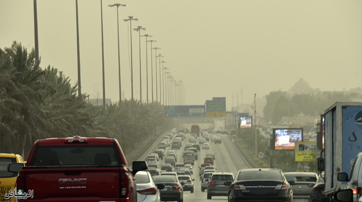 الأرصاد: رياح نشطة وأتربة مثارة على منطقة الرياض