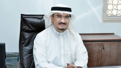 “عبدالعزيز”… حين أزهرَ الحفيدُ على أطرافِ العُمرِ